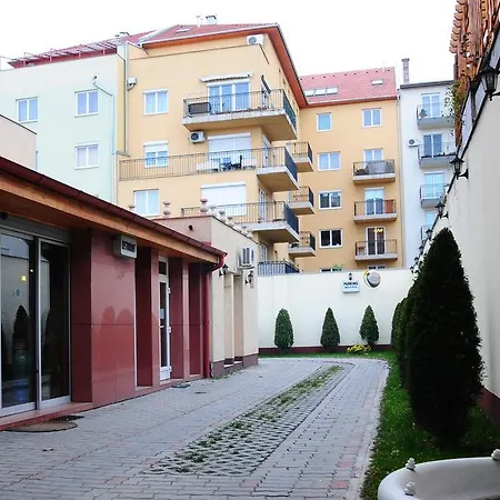 Hotel Chesscom 3*