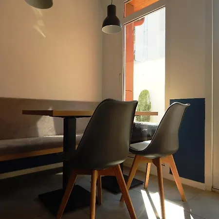 Chesscom Hotel