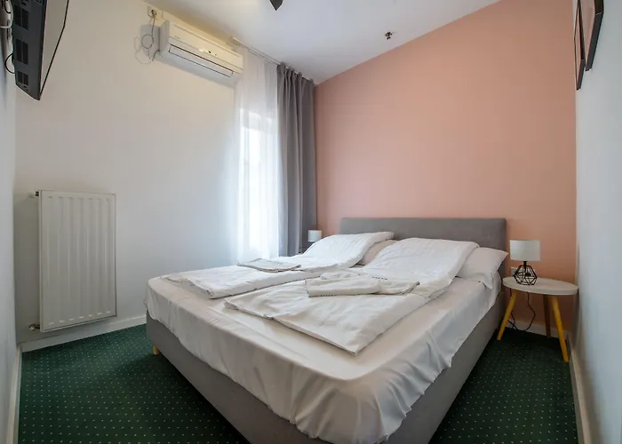 Chesscom 3* Budapest